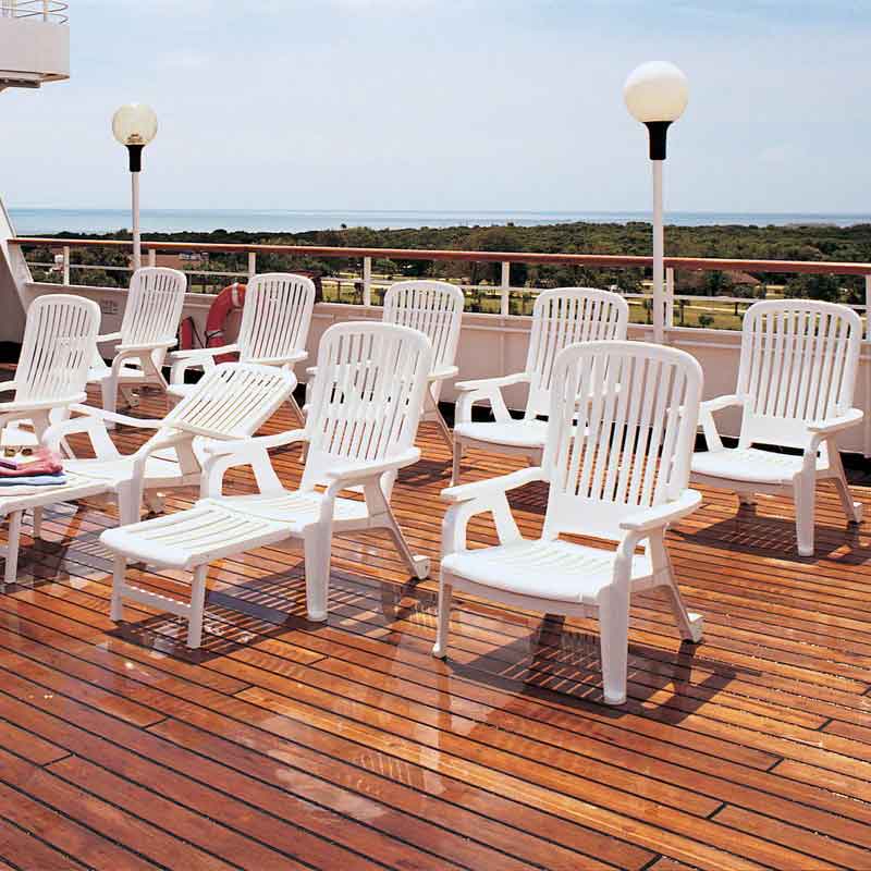 Bahia Stacking Deck Chair  - Image 3