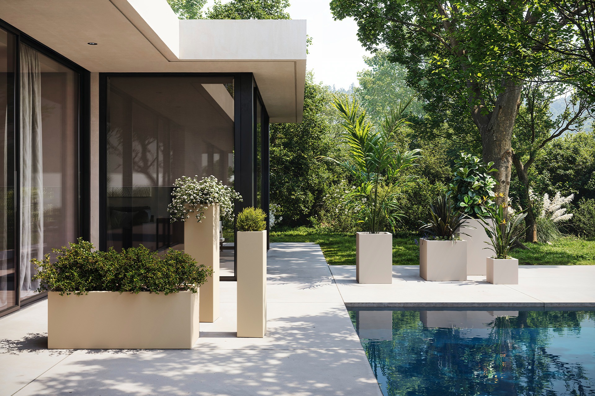 Cubo Alto Studio Planters - Image 4
